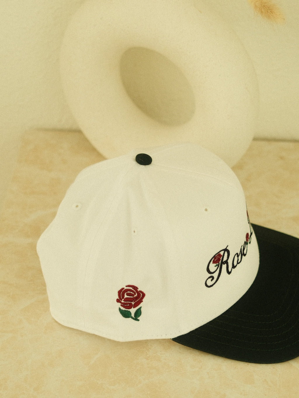 true bloom hat - emerald